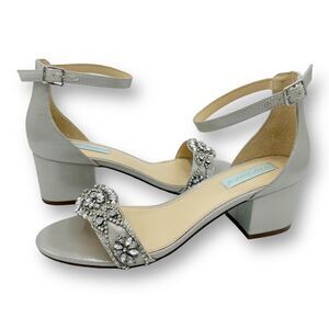 Betsey Johnson Women's Mel Jeweled Block Heels Sandals Silver Sz 8.5 WIDE